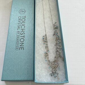 TOUCHSTONE CRYSTAL MISTY NECKLACE